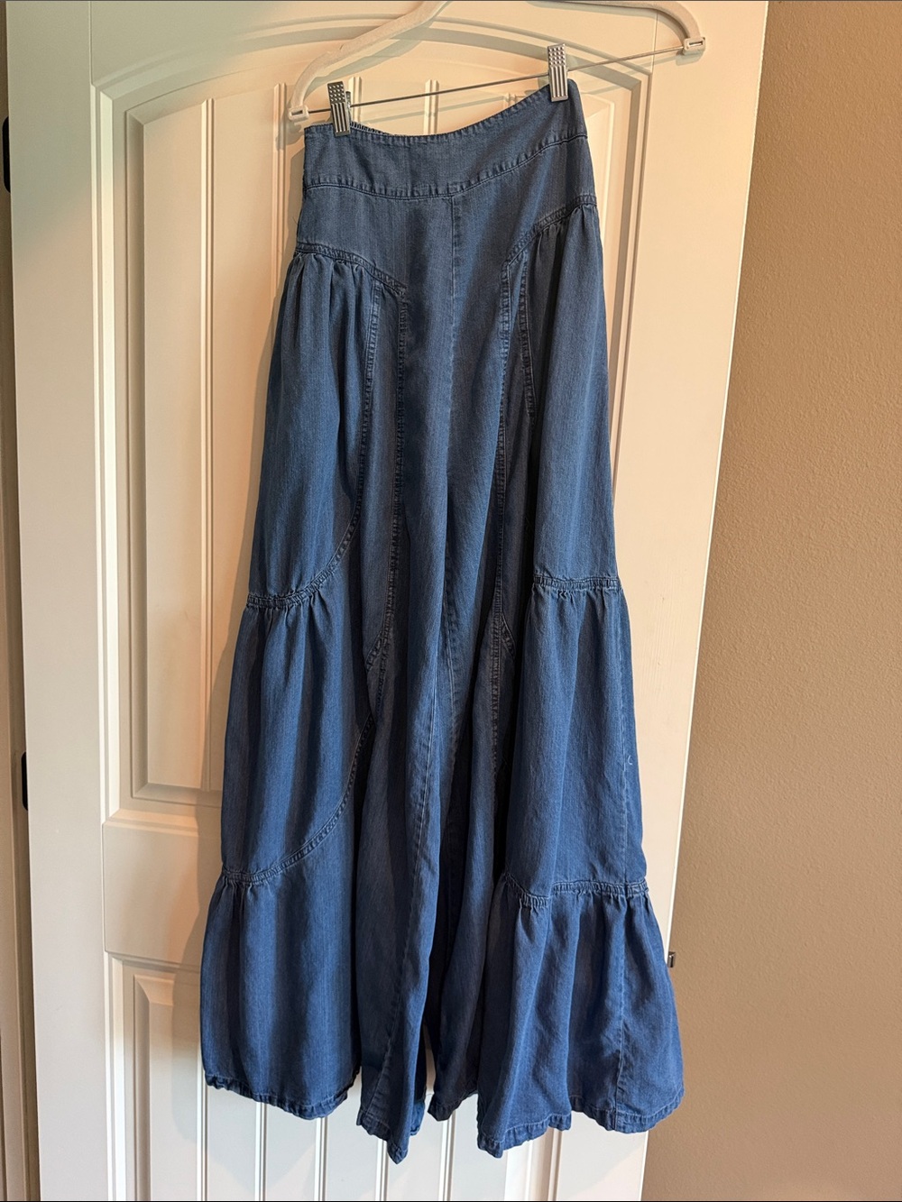 Denim Blue Wide-Leg a ruffled denim pants by Blue Velvet